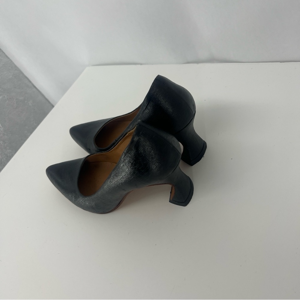 John Fluevlog | Black Textured Heels - Picture 12 of 14